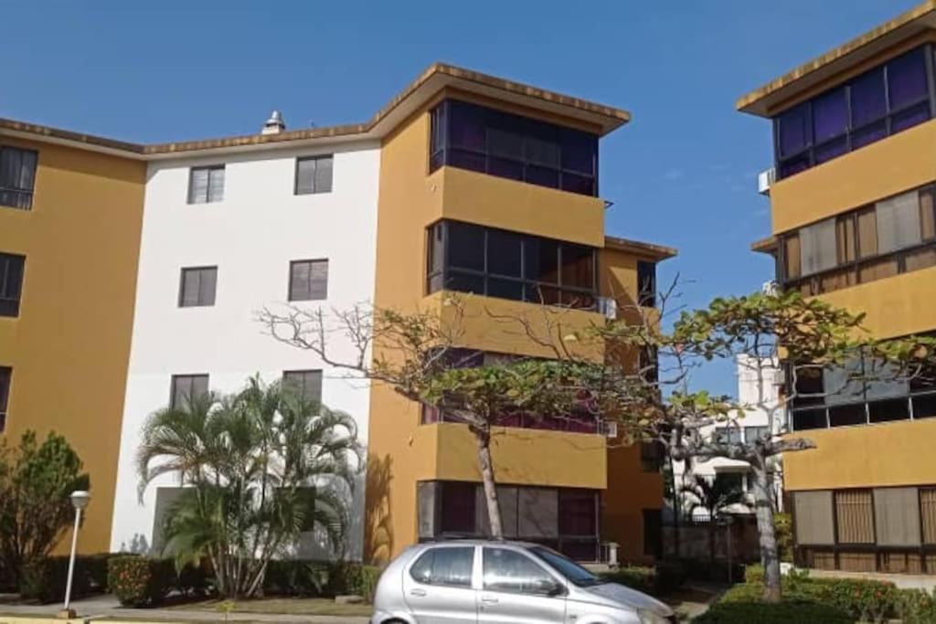 Apartamento - Flamingo Suites Higuerote Exterior photo